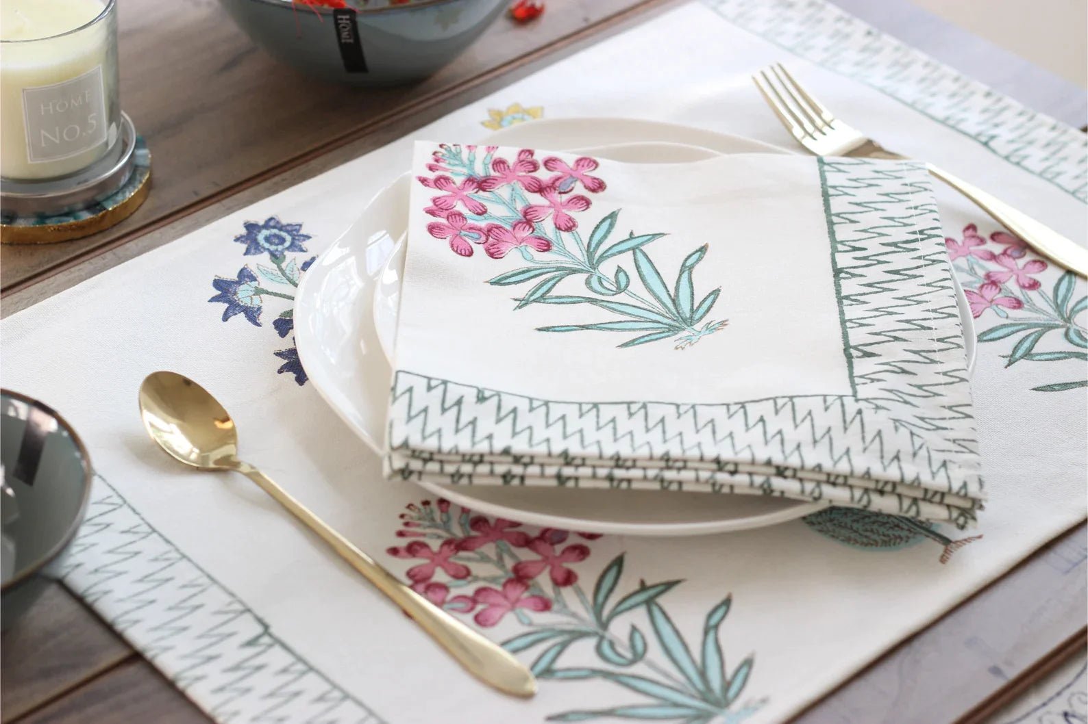 Placemats Set Hand Block Print, Unique Dining Table shop Mats, Place Mats, Set Of 6 Canvas Tablemats & 6 Cotton Napkin's + 1 Table Runner